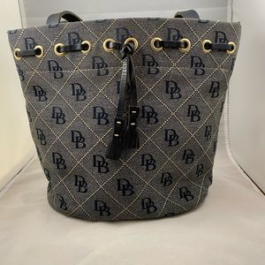 Dooney & Bourke bucket bag